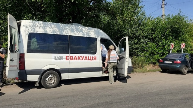 З прифронтових громад Донеччини за добу евакуювали понад 400 людей