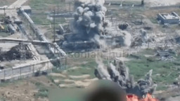 Український Су-27 знищив скупчення ворожих штурмовиків у Піщаному на Донеччині