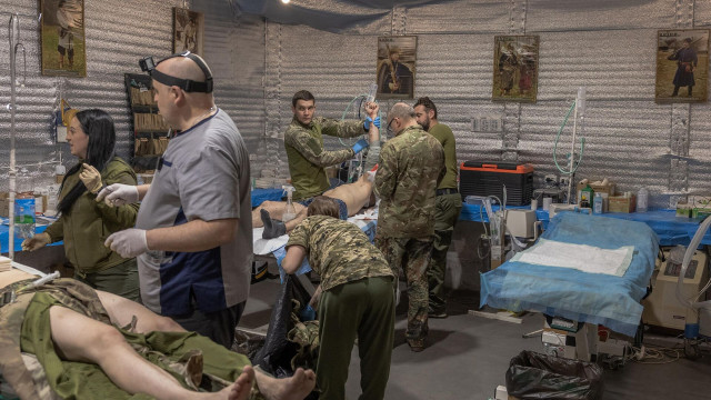 Сили оборони утримують фронт на Донеччині, але ситуація з лікуванням поранених та шпиталями критична