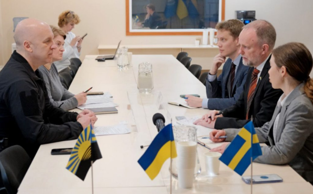 Вадим Філашкін зустрівся із послом Швеції в Україні Мартіном Обергом
