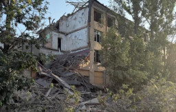 Російські окупанти обстріляли центр Слов'янська з РСЗВ: є руйнування