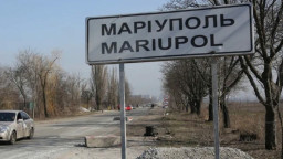 У Маріуполі окупанти масово відбирають землю в українців