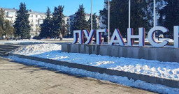 У Луганську росіяни проводять показову реконструкцію центральних скверів