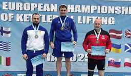 Спортсмен із Покровська здобув чотири медалі на Європейському чемпіонаті з гирьового спорту