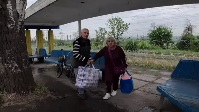 64 людини за місяць: група "Фенікс" евакуювала дітей і маломобільних жителів Донеччини