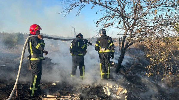 Масштабні пожежі на Донеччині: за добу знищено понад 40 га сухостою