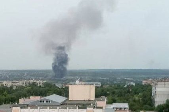 В Луганську минулої ночі відгомоніли сильні вибухи: деталі