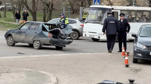 В окупованому Донецьку вантажівка з військовими врізалася в автостанцію: двоє загиблих