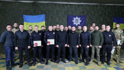 Поліцейські Донецької області отримали високі державні нагороди за захист регіону