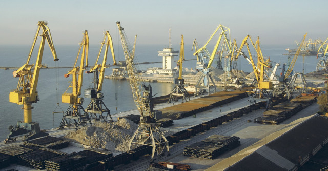 Інвестиції у Маріупольський порт: міжнародне право та санкції на горизонті