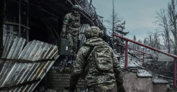 Противник активізував бої в районі Часового Яру та траси на Костянтинівку - військовий