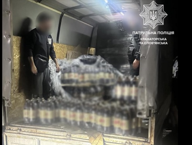 У Краматорську патрульні виявили водія, який перевозив 2634 літрів забороненого алкоголю