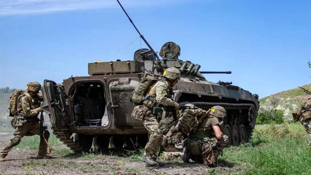 ЗС РФ втрачають живу силу і техніку на Бахмутському напрямку - Череватий ЗС РФ втрачають живу силу і техніку на Бахмутському напрямку - Череватий
