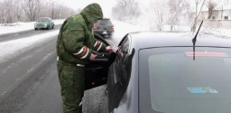 Навколо Луганська окупанти встановлюють нові блокпости нібито для посилення контролю на дорогах