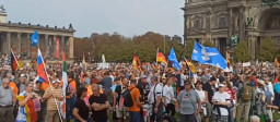 Протести в Берліні: ультраправі активісти вимагають припинити підтримку України