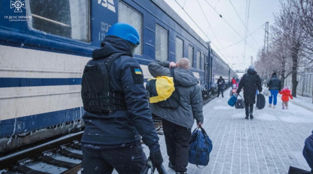 Евакуація в Донецькій області: понад 300 тис мешканців залишаються в регіоні