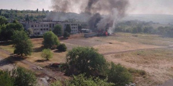 Окупанти запустили мобільний крематорій у Кадіївці Окупанти запустили мобільний крематорій у Кадіївці