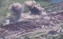 Су-27 ЗСУ знищив ангар з російськими окупантами у Часовому Яру