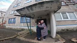 Група "Фенікс" за місяць евакуювала понад сотню людей із прифронтових територій Донеччини