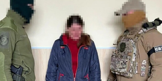 Працювала на ФСБ після вербування в ТікТок: на Донеччині затримали зрадницю