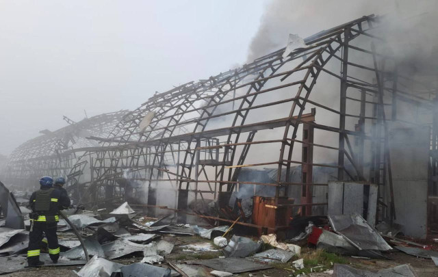 Окупанти знову завдали ударів по Дніпру і влучили в медичний заклад