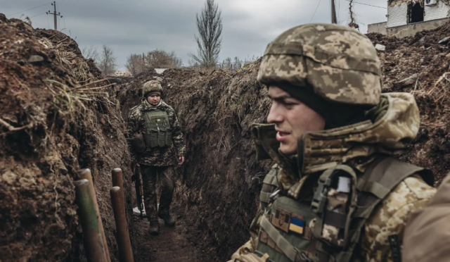 Армія агресора намагається оточити ЗСУ, які знаходяться у "мішку" на півдні Донеччини