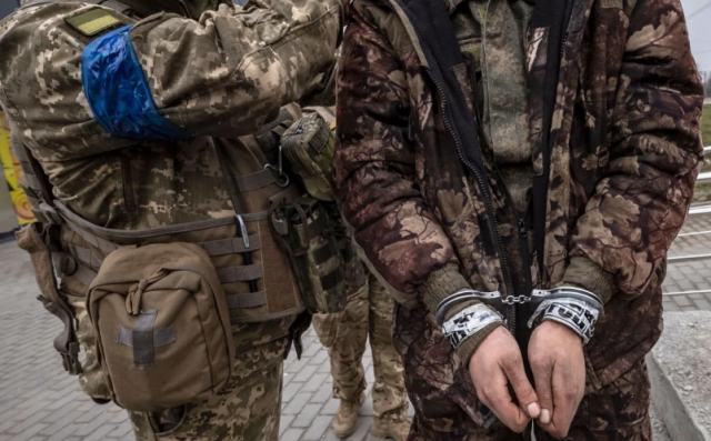 Бійці 25-ї бригади Десантно-штурмових військ взяли в полон 9 окупантів на Покровському напрямку