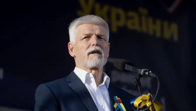 Несподівана заява президента Чехії: необхідно зупинити конфлікт в Україні