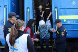 Як безкоштовно евакуюватися з Донеччини: житло та соціальна підтримка для переселенців