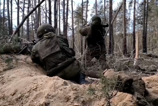 Окупанти намагаються оточити Серебрянське лісництво на Луганщині