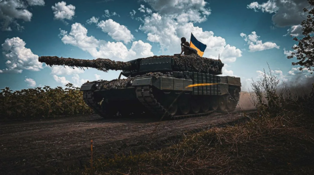 У лавах ЗСУ спостерігаються проблеми із західною технікою та неякісними снарядами - The Daily Mail