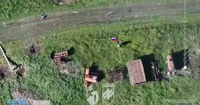 12-та бригада "Азов" показала роботу своїх FPV-дронів на Торецькому напрямку 12-та бригада "Азов" показала роботу своїх FPV-дронів на Торецькому напрямку
