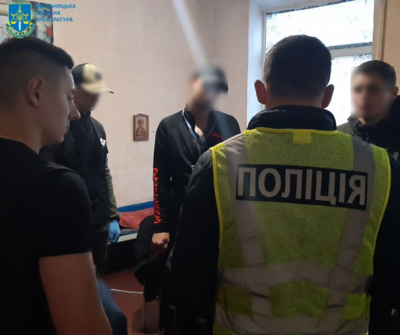 На Донеччині засуджені організували аферу в колонії