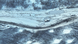 Масове перекидання техніки окупантів на Донеччину під загрозою зриву через негоду