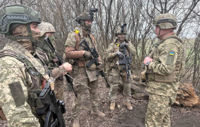 Прийнято рішення про відведення ЗСУ з невигідних позицій в Донецькій області: що відомо