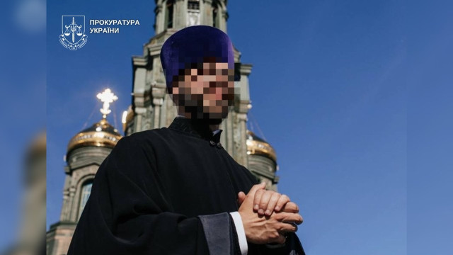 Священнослужителя РПЦ підозрюють у фінансуванні армії РФ на Луганщині Священнослужителя РПЦ підозрюють у фінансуванні армії РФ на Луганщині