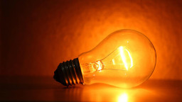 Крижаний дощ та сильний вітер спричинили знеструмлення на Донеччині