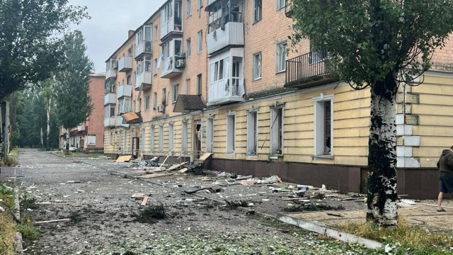 З Донеччини евакуювали понад 650 цивільних за добу — серед них 23 дитини З Донеччини евакуювали понад 650 цивільних за добу — серед них 23 дитини