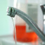 На окупованій Донеччині загарбники залякують продавців води