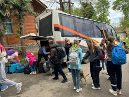Діти з Донеччини приїхали на оздоровлення до Косова на Прикарпатті