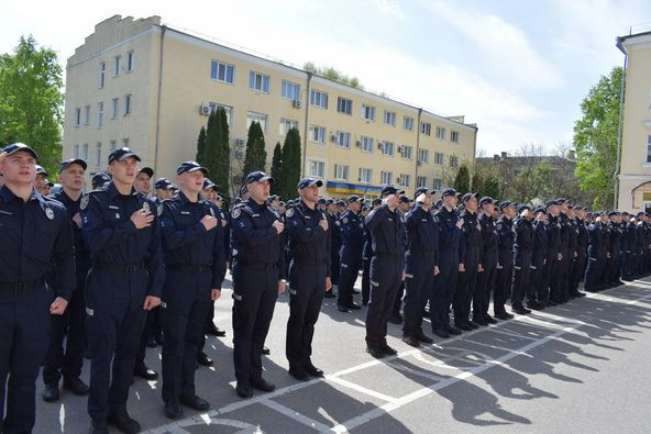 Кропивницький вітає нових випускників Донецького державного університету внутрішніх справ