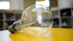 На окупованій Луганщині тарифи на електрику за рік зростуть майже на 70%