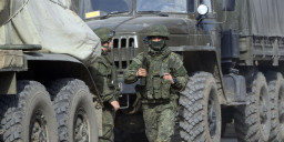 Окупанти використовують Маріуполь для перекидання резервів у бік Торецька та Покровська