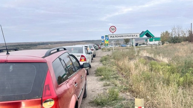 У Донбасі спостерігається серйозний дефіцит бензину У Донбасі спостерігається серйозний дефіцит бензину