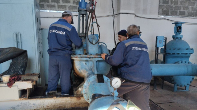 У так званій "ЛНР" запровадили обмежений "літній графік" водопостачання У так званій "ЛНР" запровадили обмежений "літній графік" водопостачання