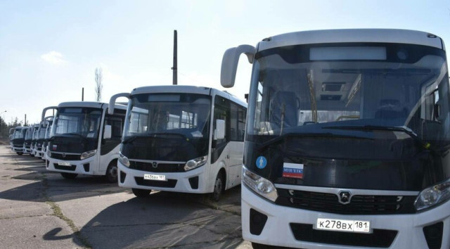 В окупованому Сіверськодонецьку через дефіцит пального зменшили кількість автобусів В окупованому Сіверськодонецьку через дефіцит пального зменшили кількість автобусів