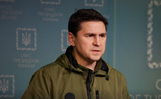 У Зеленського попередили про удари по об'єктах РФ в Криму та на Донбасі