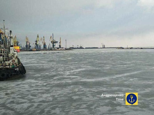 Росіяни зупинили судноплавство в порту окупованого Маріуполя - Андрющенко
