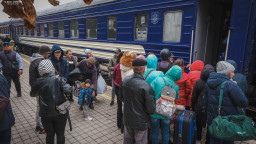 Продовжується евакуація населення з Донеччини
