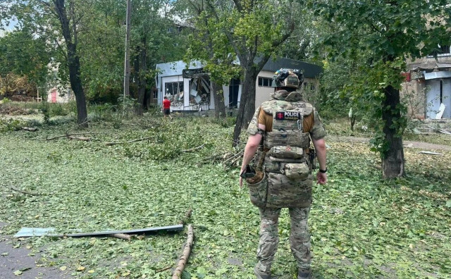 Десять мирних мешканців постраждали внаслідок обстрілів на Донеччині за минулу добу - Філашкін